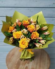 Букет цветов из:  Альстромерии и Розы в Поддорье