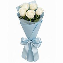 Букет 5 Белых роз Проуд в Поддорье