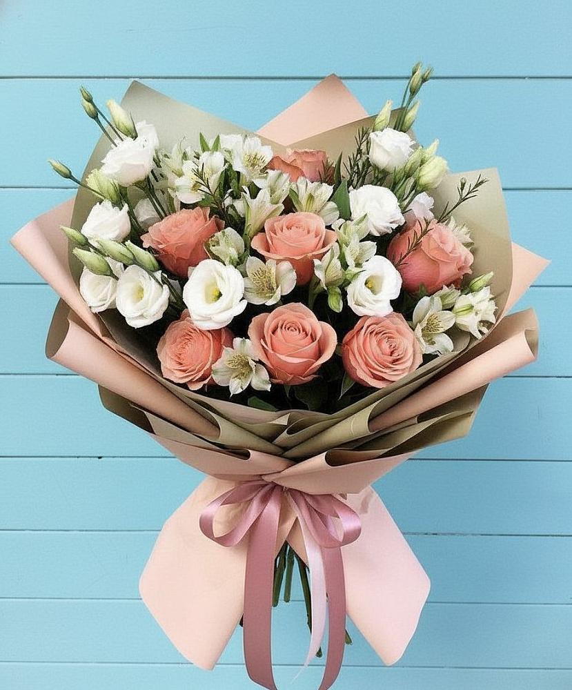 Букет цветов из: Розы, Альстромерии и Лизиантусы в Поддорье