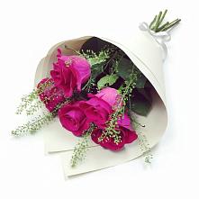 Букет цветов из:  Розы в Поддорье