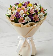 Букет цветов из:  Альстромерии в Поддорье