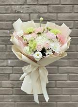 Букет цветов из:  Гвоздики, Розы, Лизиантусы и Хризантемы в Поддорье