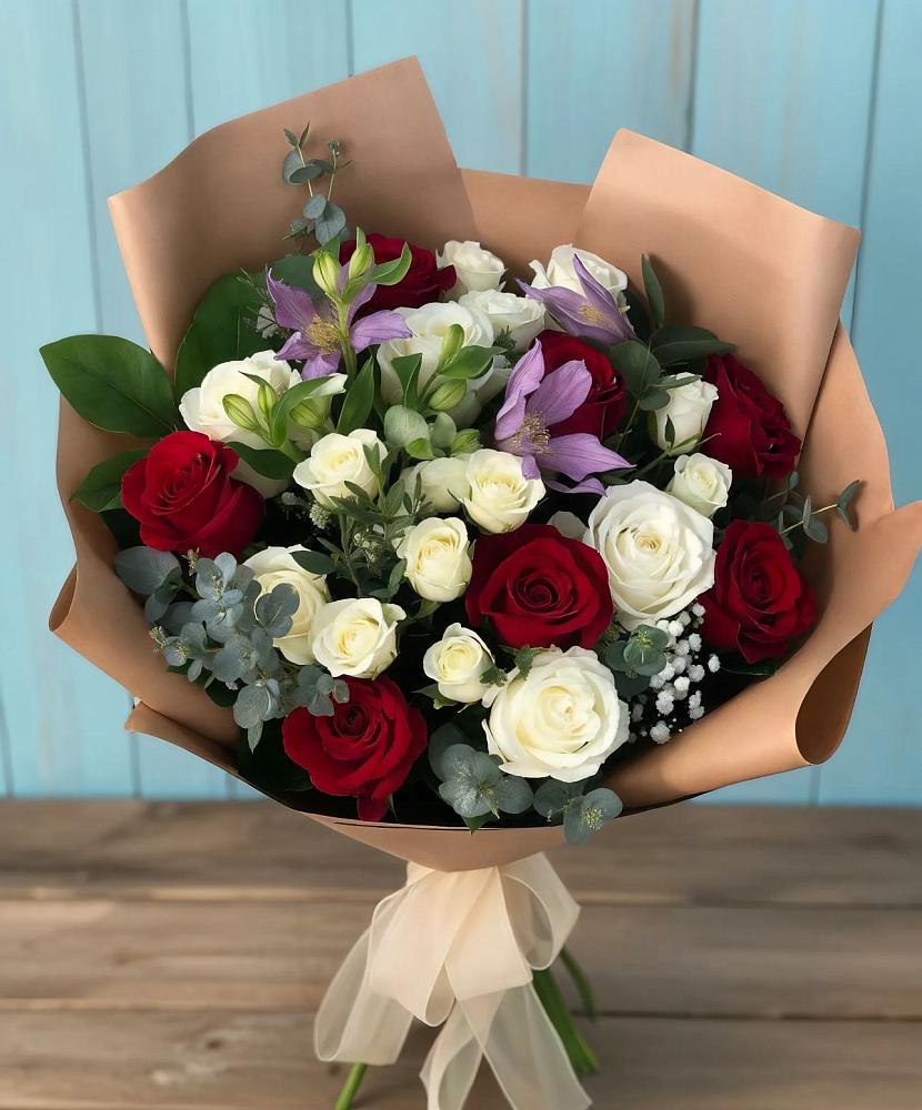 Букет цветов из: Розы и Альстромерии в Поддорье