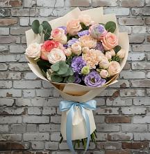 Букет цветов из:  Розы, Лизиантусы и Гвоздики в Поддорье