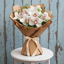 Букет цветов из:  Орхидеи и Розы в Поддорье